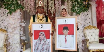 Pilkades di Bogor Digelar Seperti Pesta Pernikahan. (Merdeka.com/Rasyid Ali)